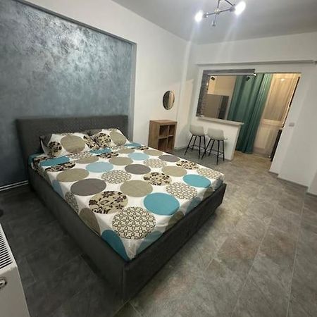 The Secret Studios Craiova Exteriör bild